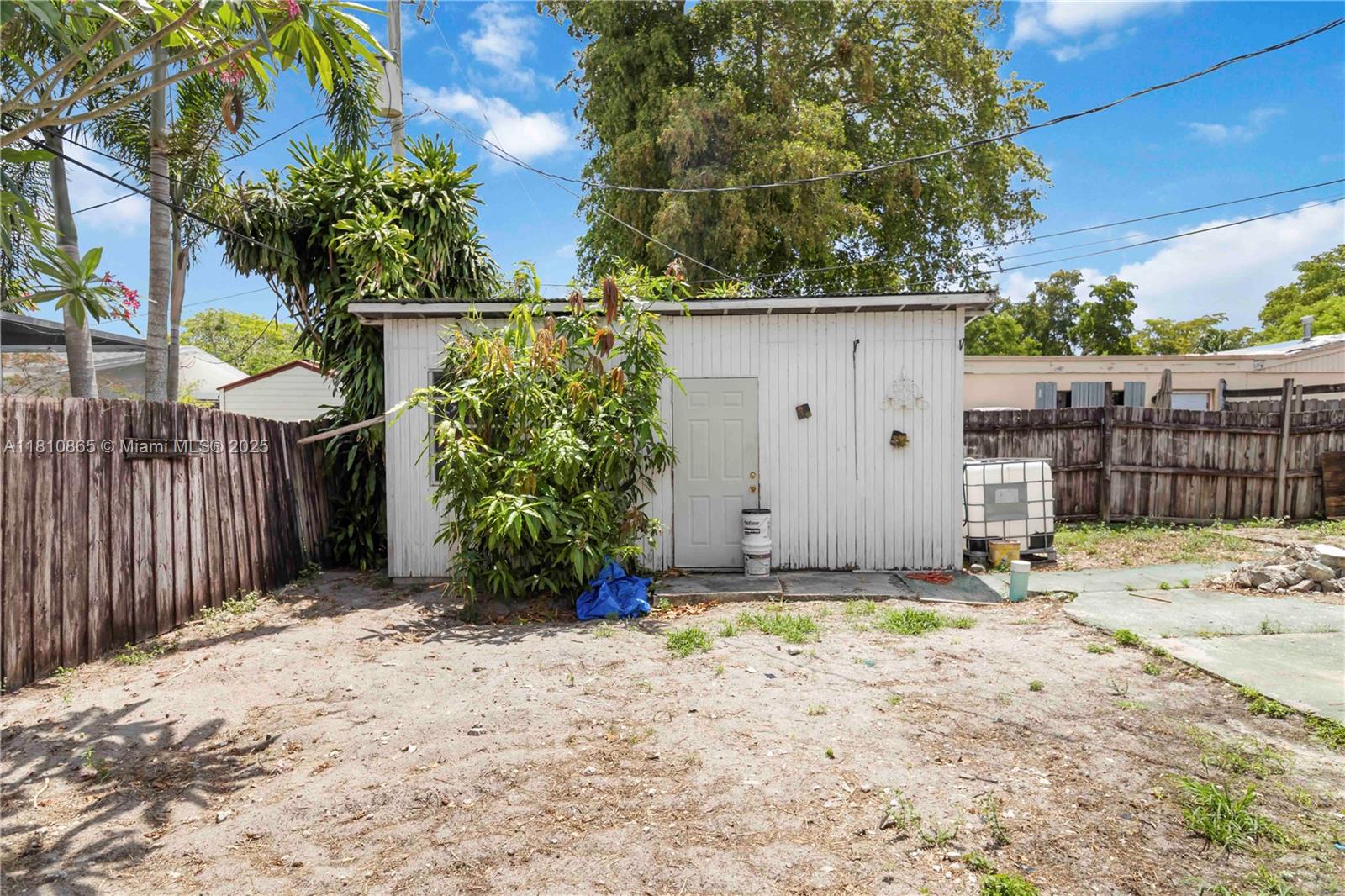 DRIFTWOOD ACRES - Residential