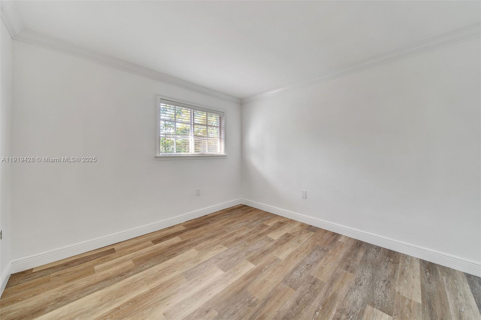 VIRGINIA POINTE CONDO - Residential Lease