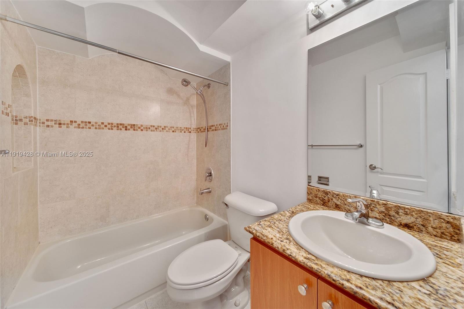 VIRGINIA POINTE CONDO - Residential Lease