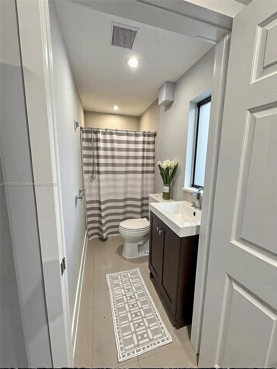 PINEWOOD PARK EXTENSION - Residential Income