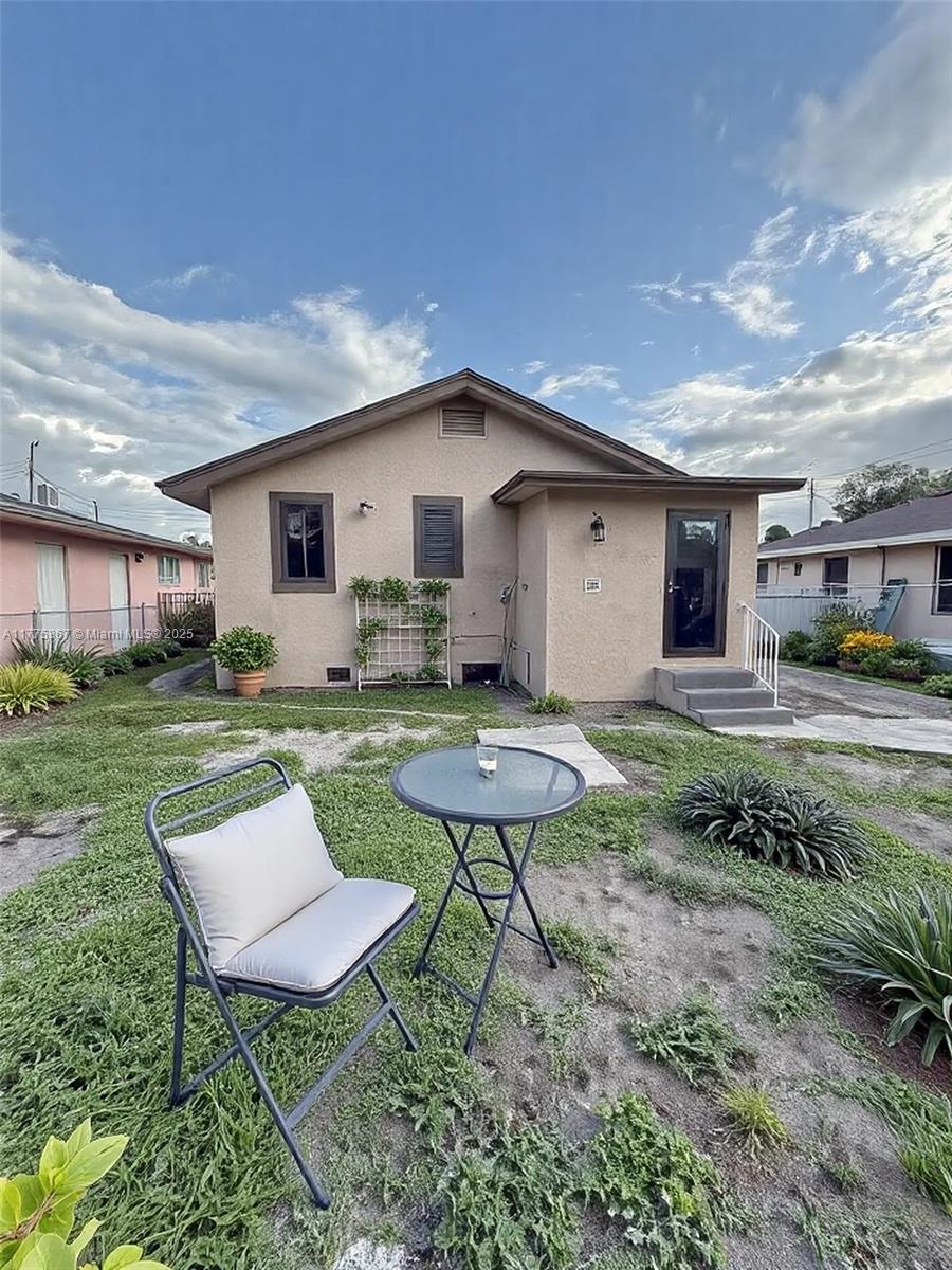 PINEWOOD PARK EXTENSION - Residential Income