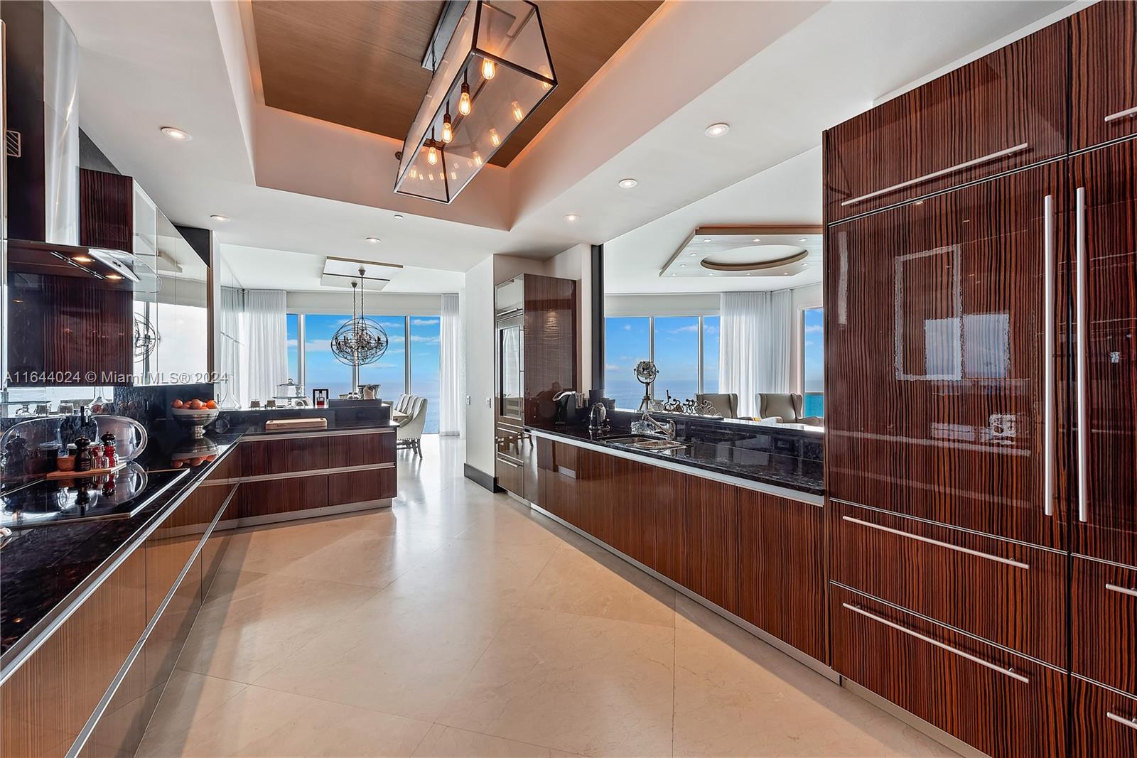 2711 HOLLYWOOD BEACH COND - Residential