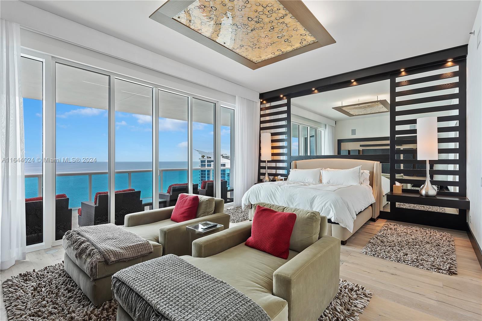 2711 HOLLYWOOD BEACH COND - Residential