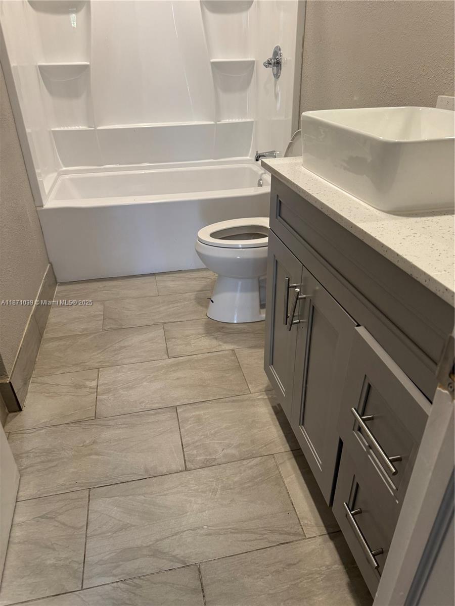 ALAMANDA VISTA SUBDIVISIO - Residential Lease