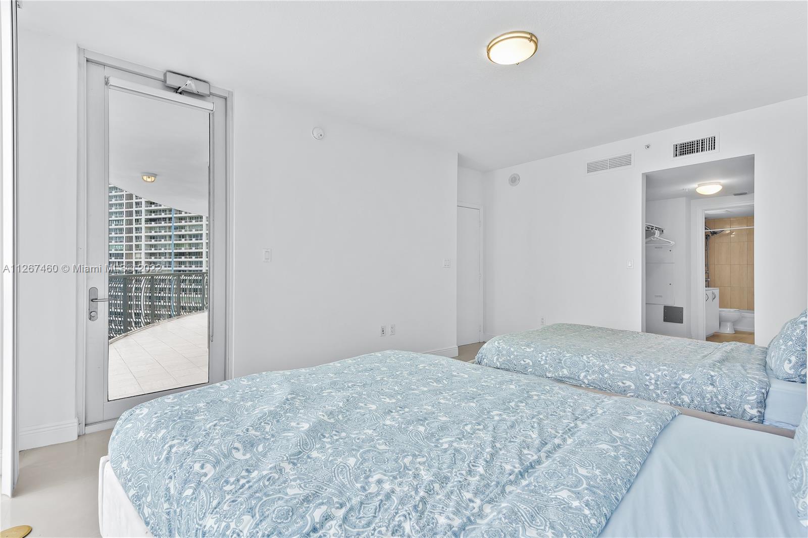Photo 17 of 43 of 1750 N Bayshore Dr 2601 condo