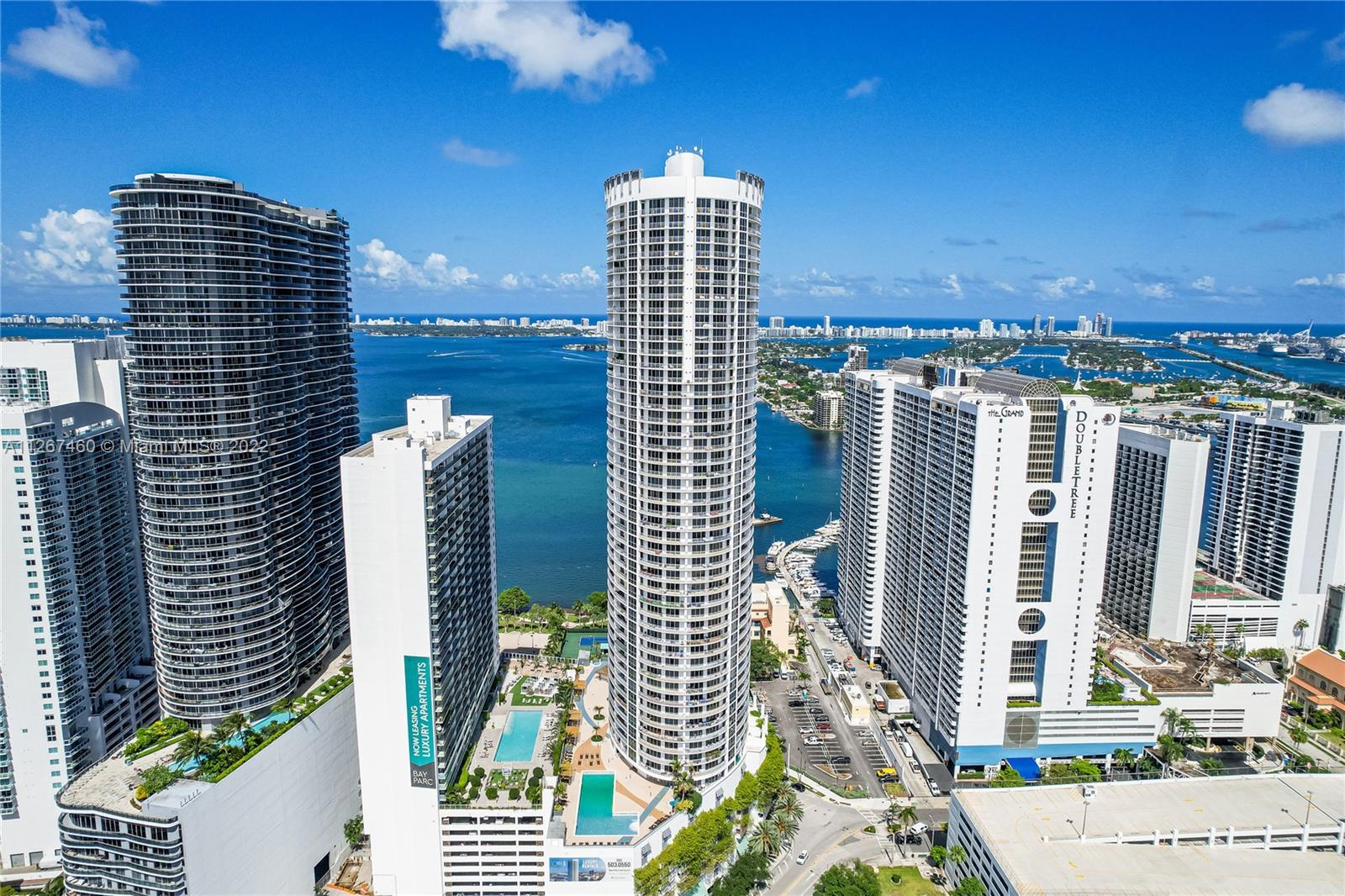 Photo 38 of 43 of 1750 N Bayshore Dr 2601 condo