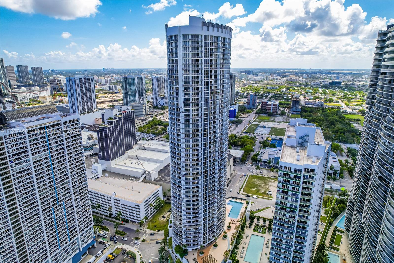 Photo 36 of 43 of 1750 N Bayshore Dr 2601 condo