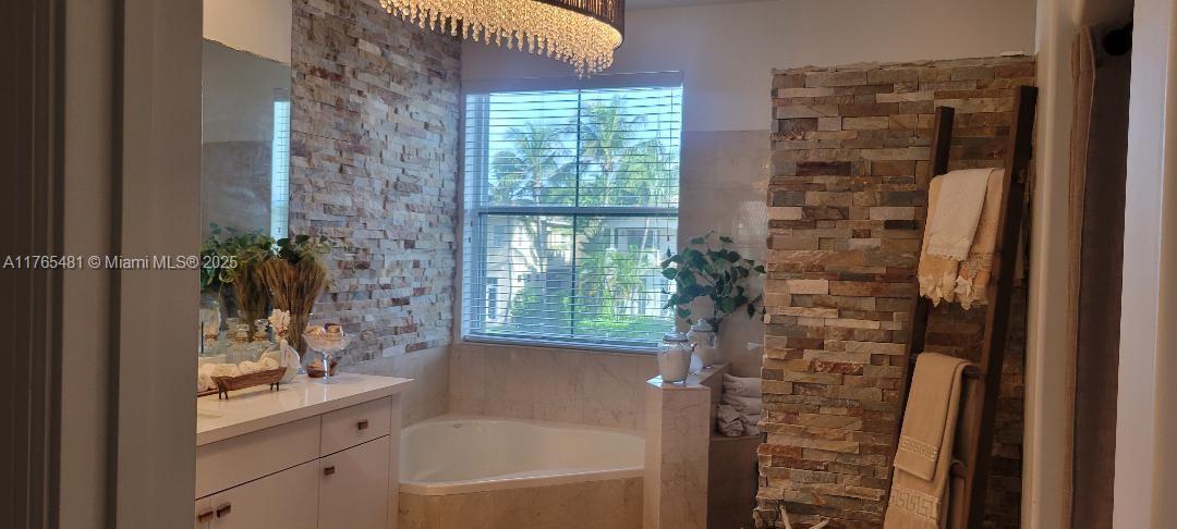 THREE ISLANDS 3RD SECTION - Residential