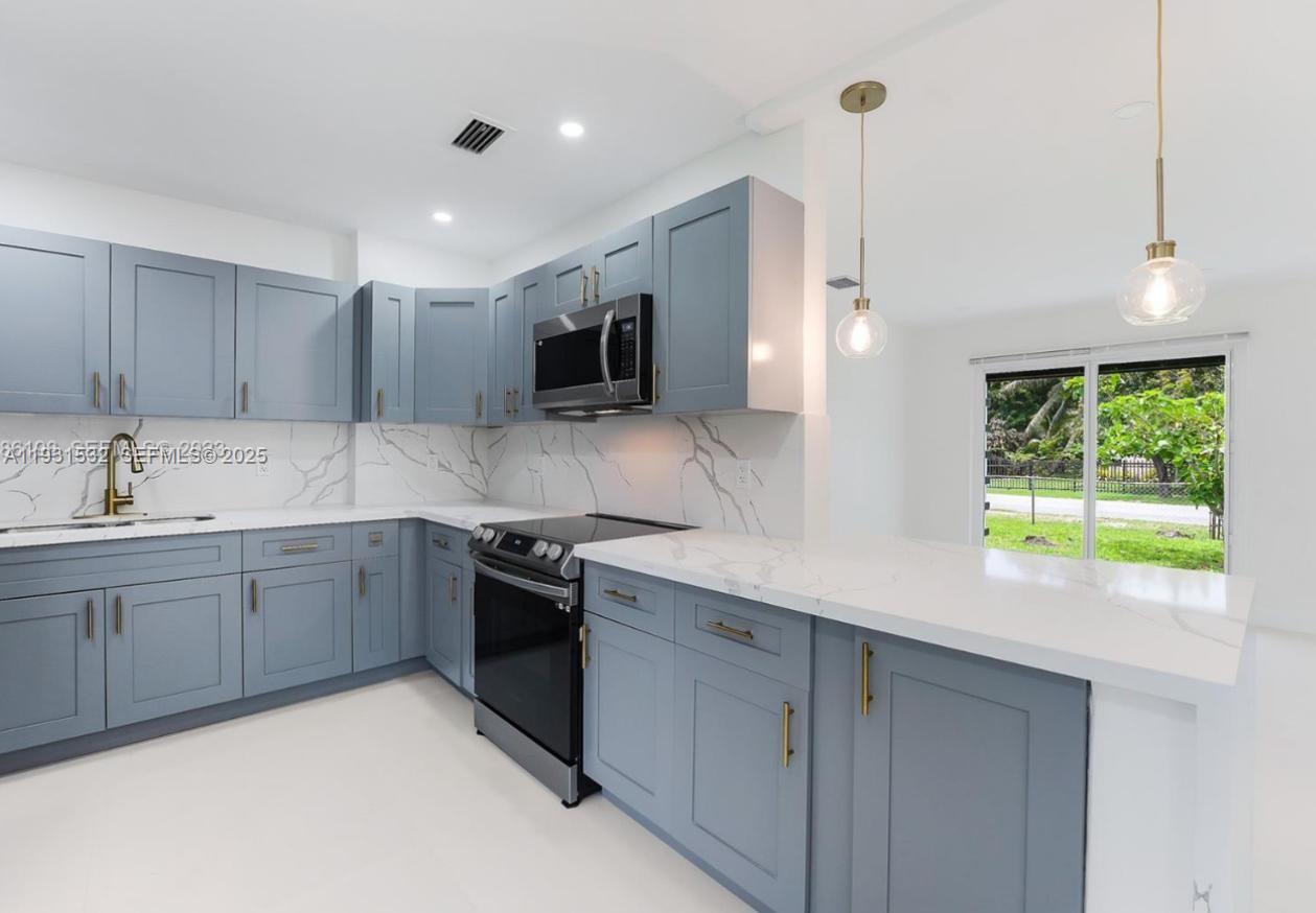 BISCAYNE GARDENS SEC F PA - Residential