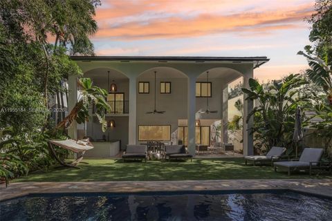 34 SW 22nd Rd NA Miami FL 33129