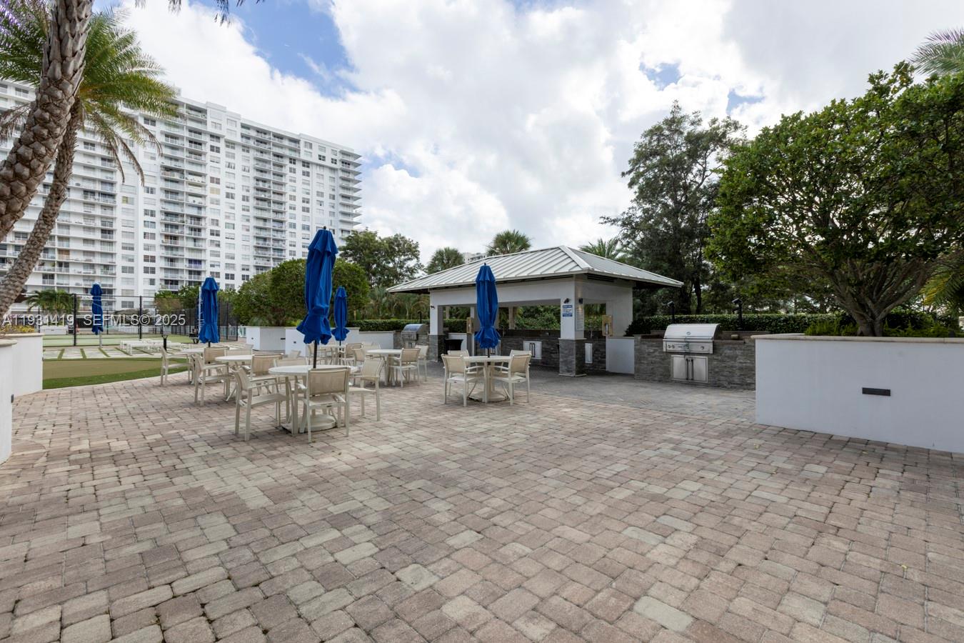 ADMIRALS PORT CONDO - Residential