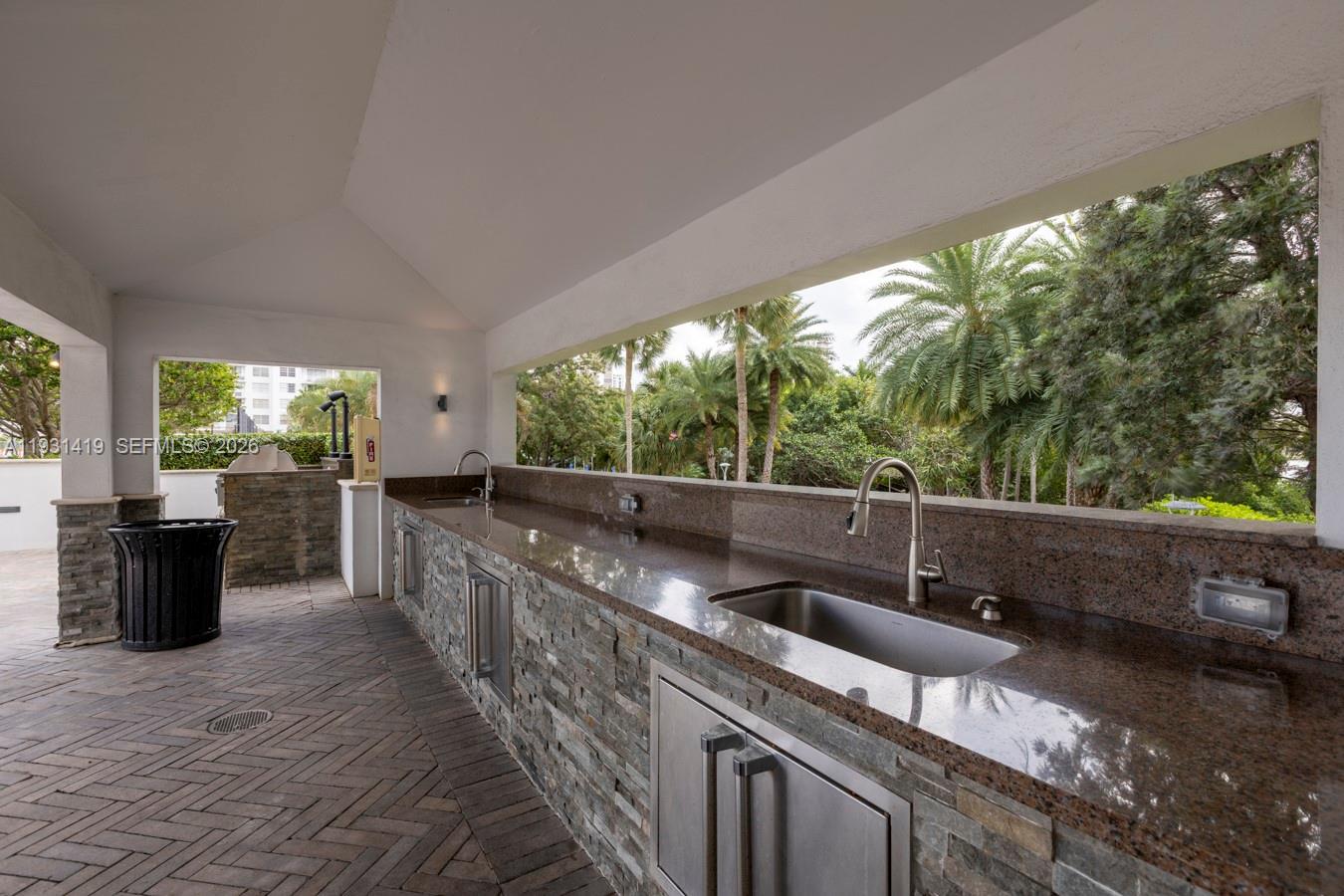 ADMIRALS PORT CONDO - Residential