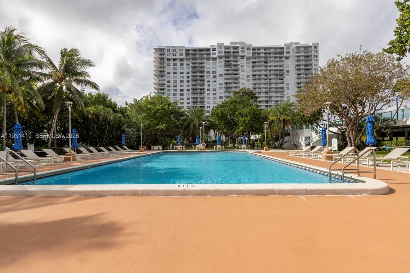 ADMIRALS PORT CONDO - Residential