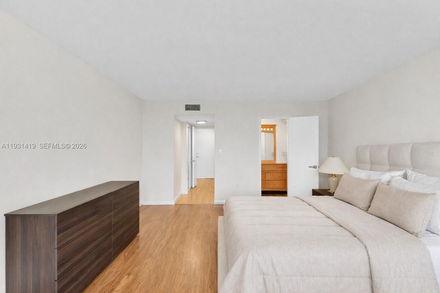 ADMIRALS PORT CONDO - Residential