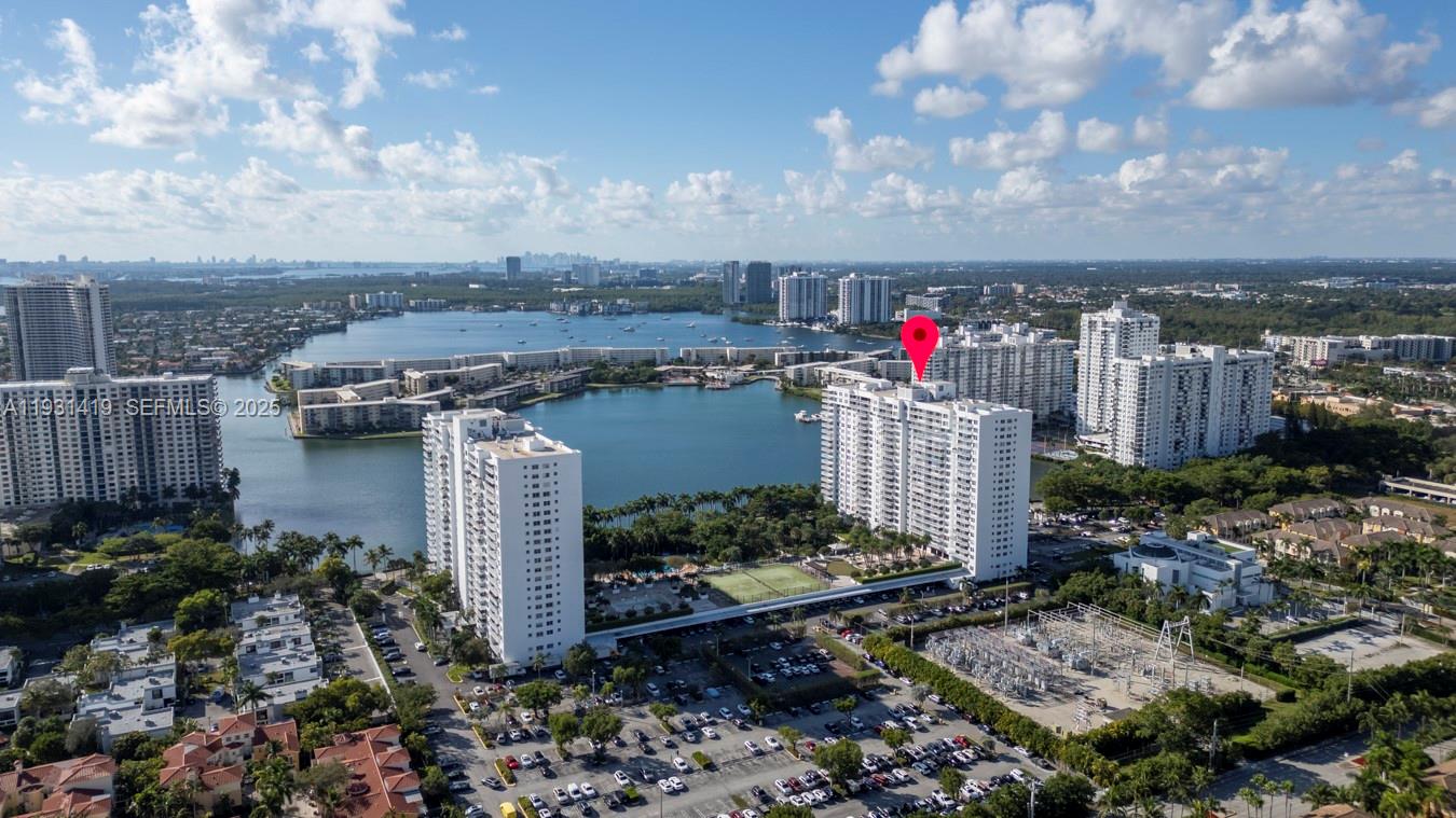 ADMIRALS PORT CONDO - Residential