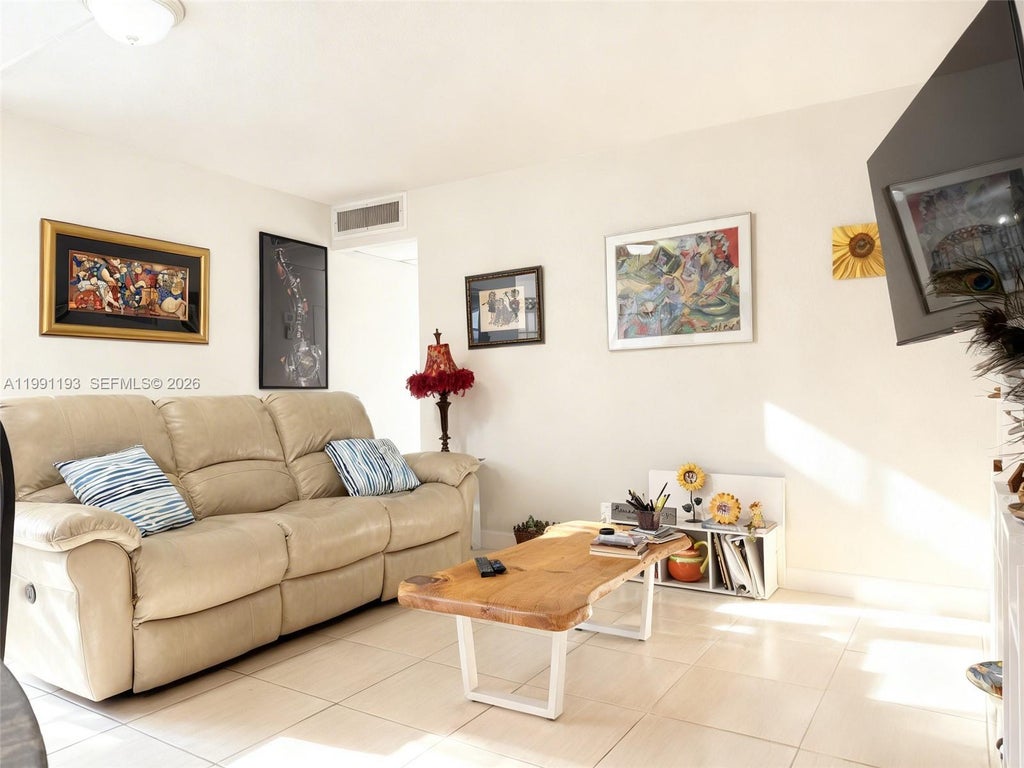 Photo of 629 Saxony Pl #629, Delray Beach, FL 33446 (MLS # A11991193)