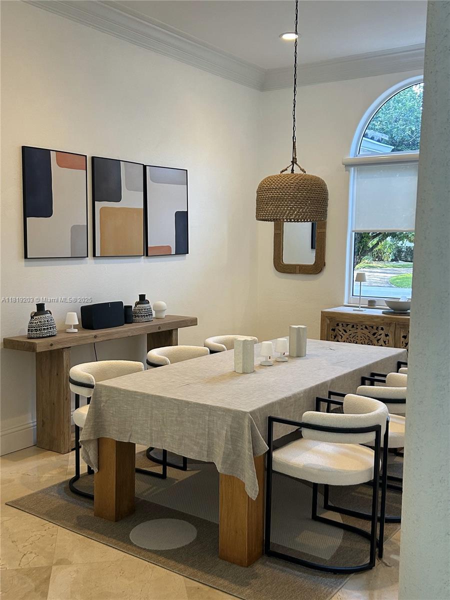 OAK RIDGE FALLS - Residential