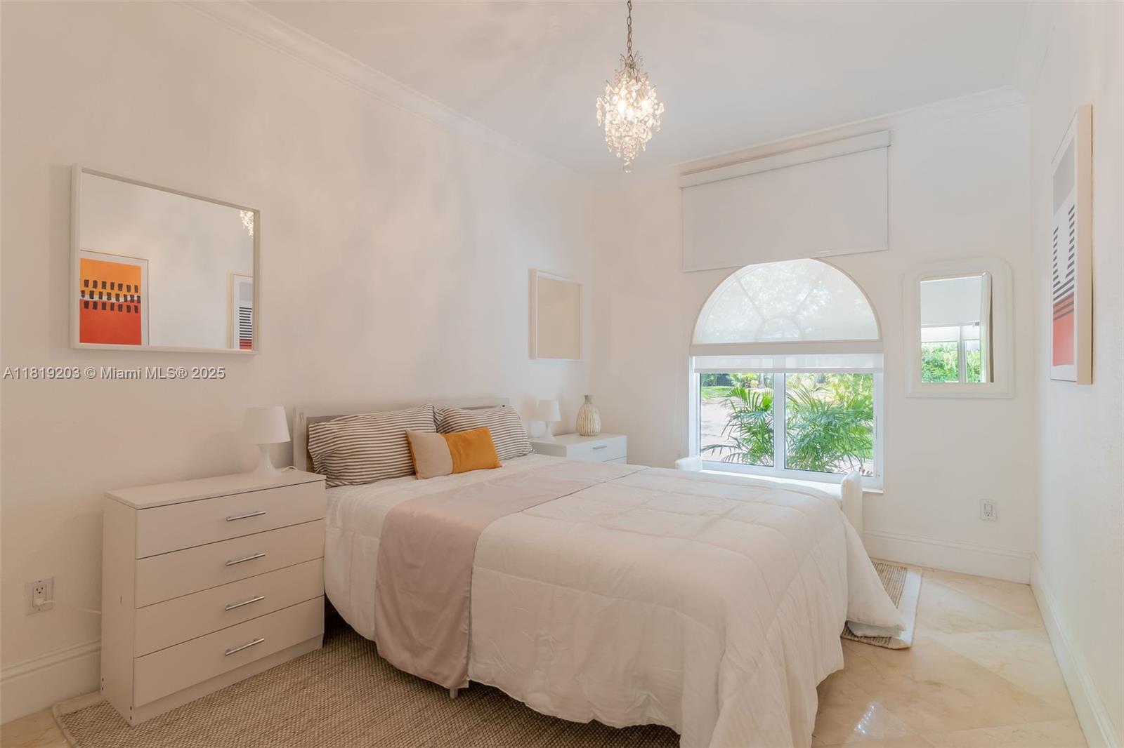 OAK RIDGE FALLS - Residential