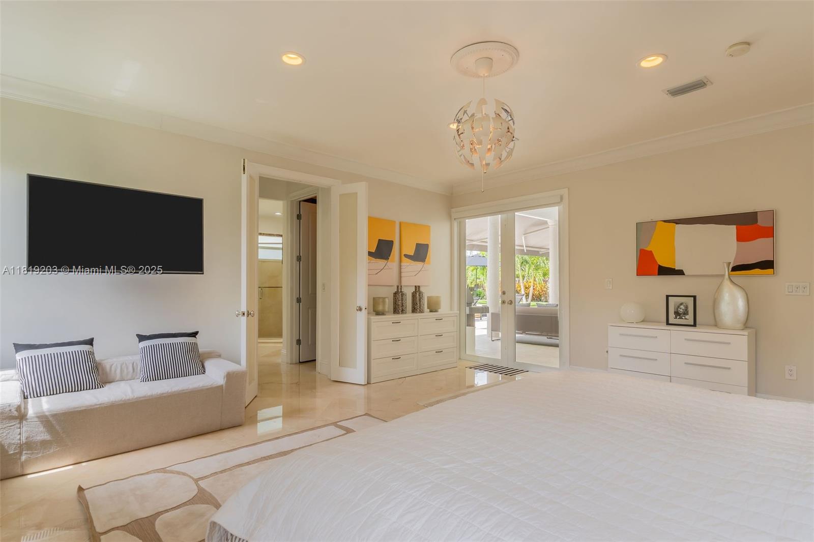 OAK RIDGE FALLS - Residential