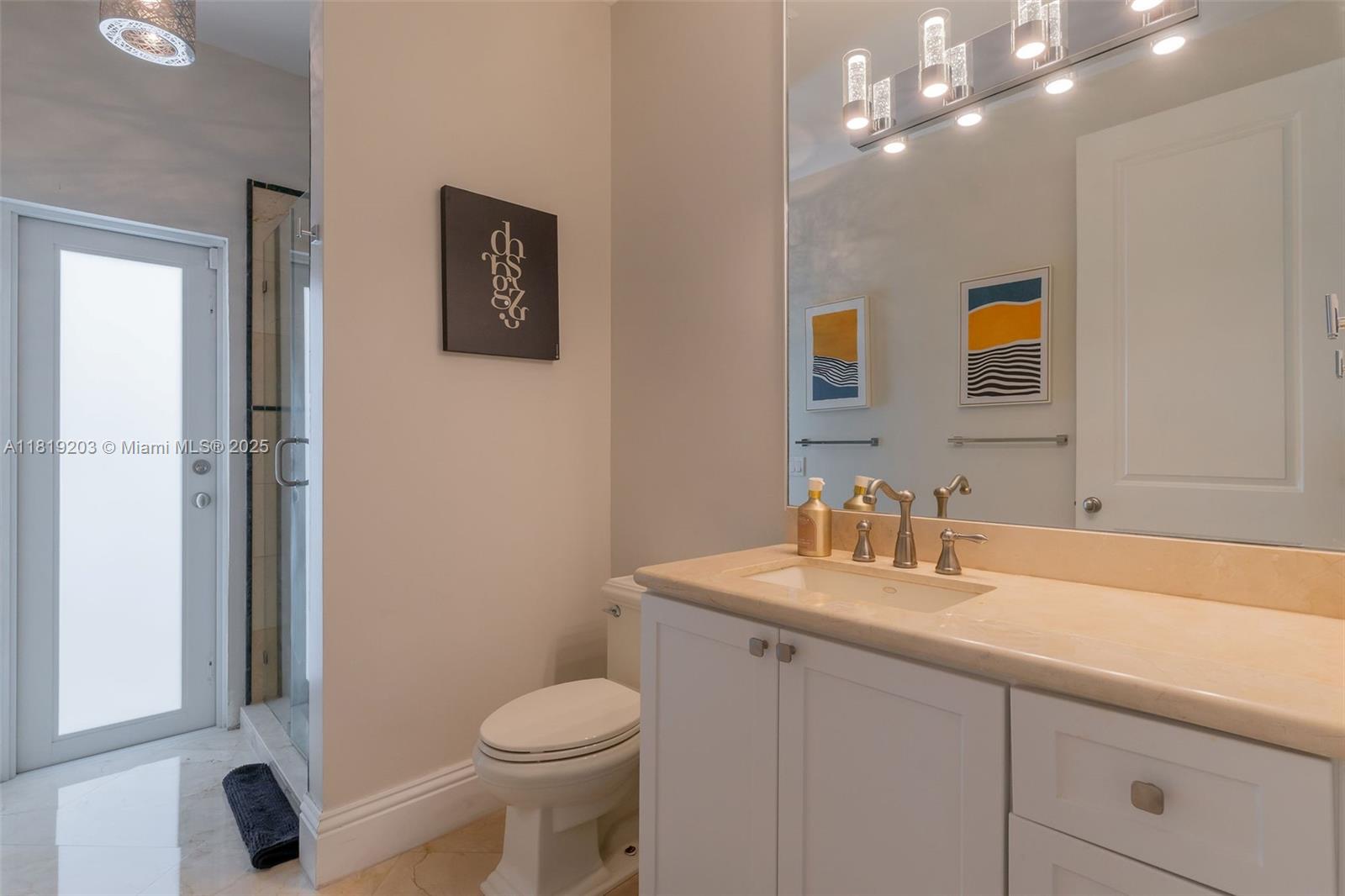 OAK RIDGE FALLS - Residential