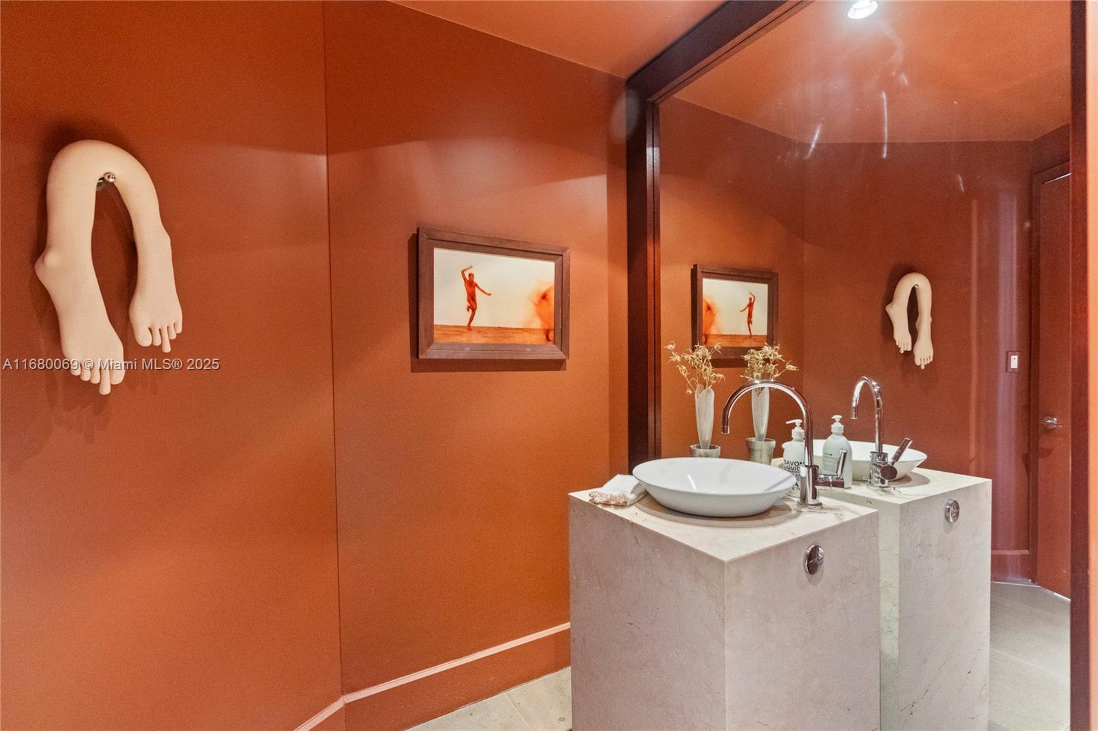 PORTOFINO TOWER CONDO - Residential