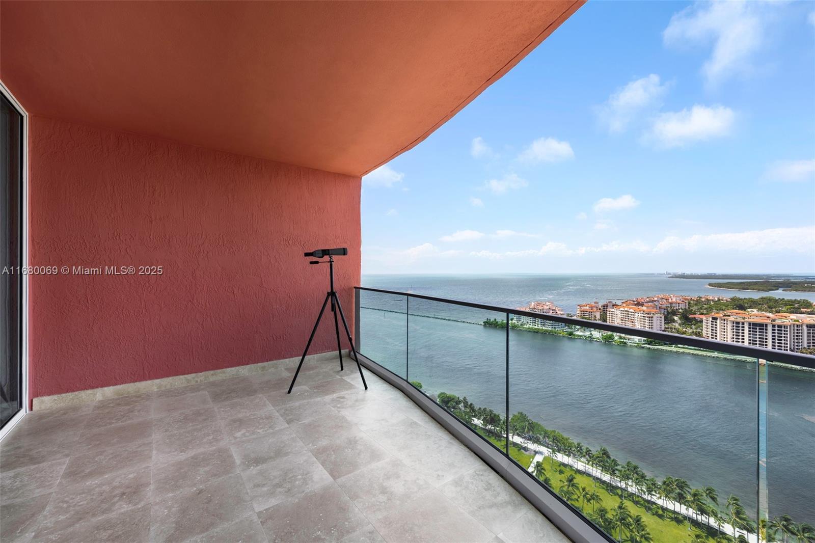 PORTOFINO TOWER CONDO - Residential