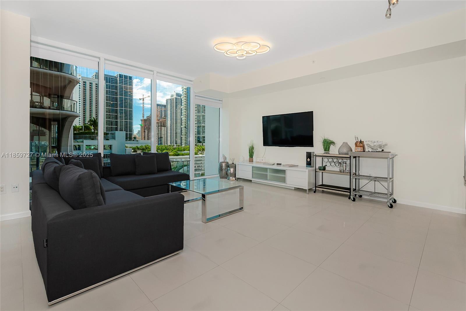 1040 Biscayne Blvd 1108