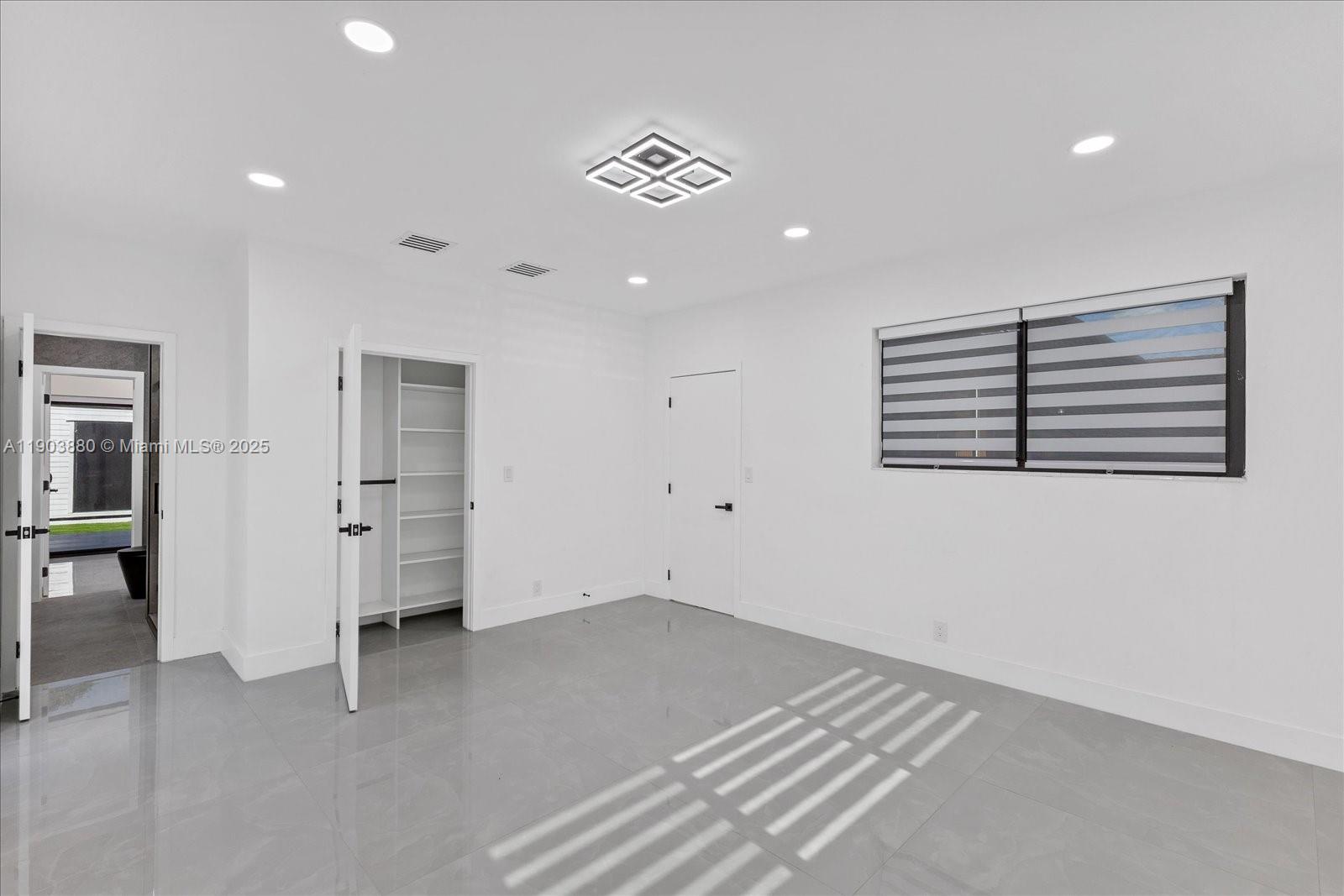 GREYKNOLL ESTATES - Residential