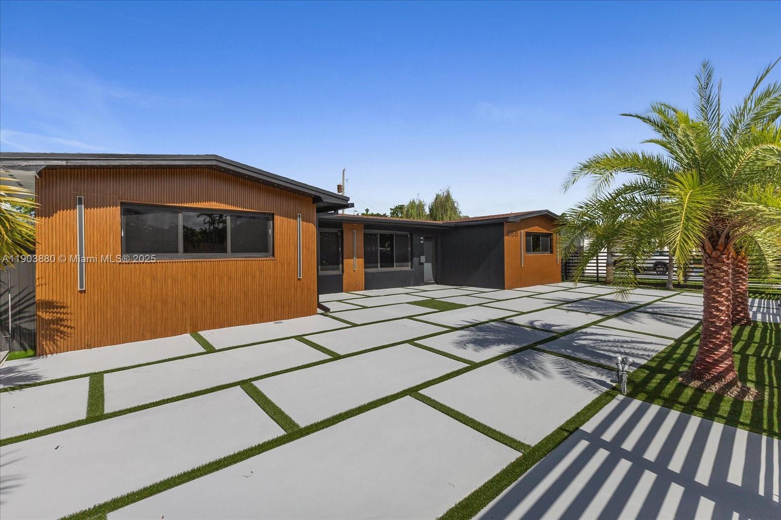 GREYKNOLL ESTATES - Residential