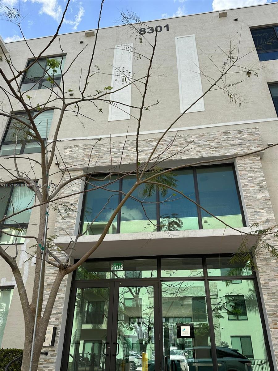 URBANA AT THE RESIDENCES - Residential
