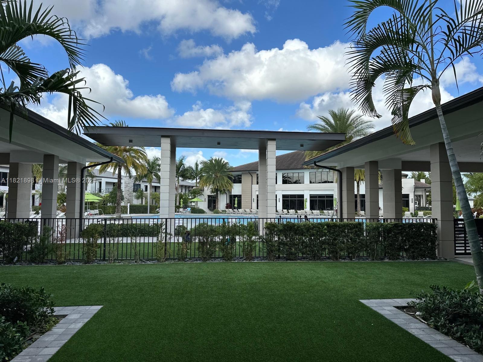 URBANA AT THE RESIDENCES - Residential