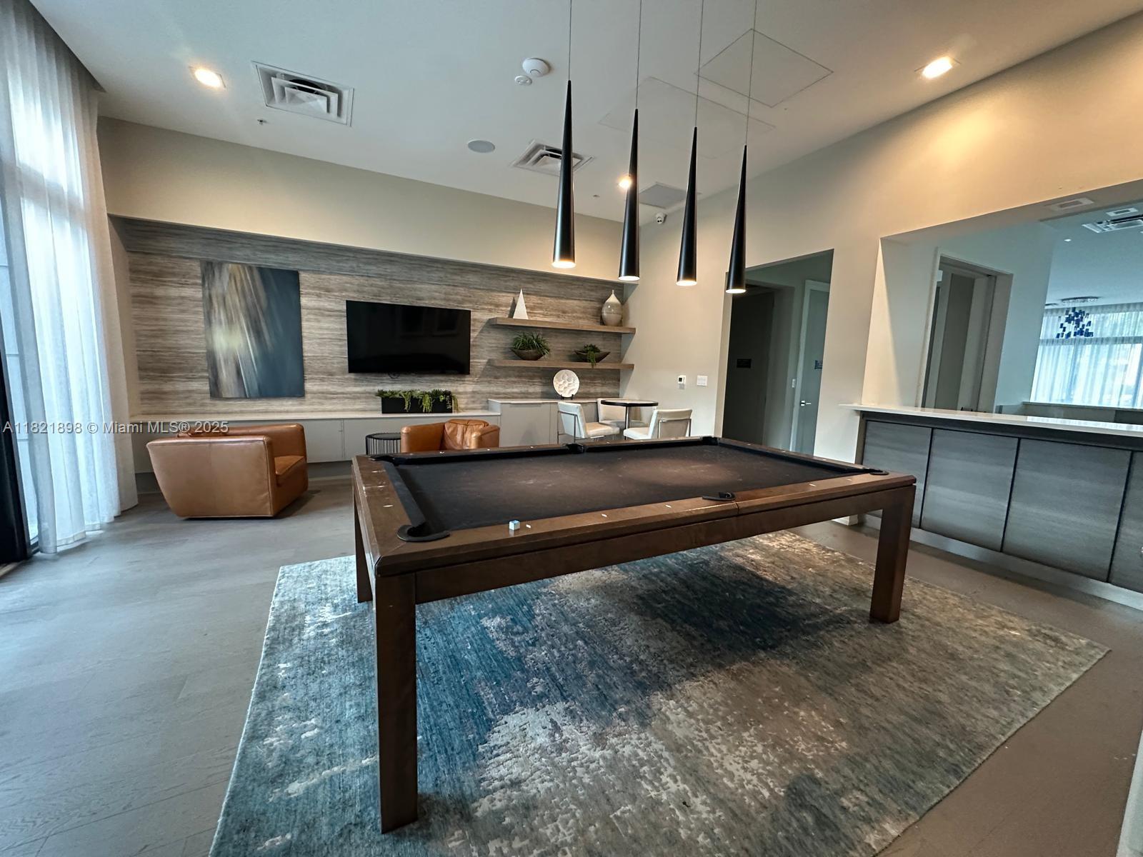 URBANA AT THE RESIDENCES - Residential