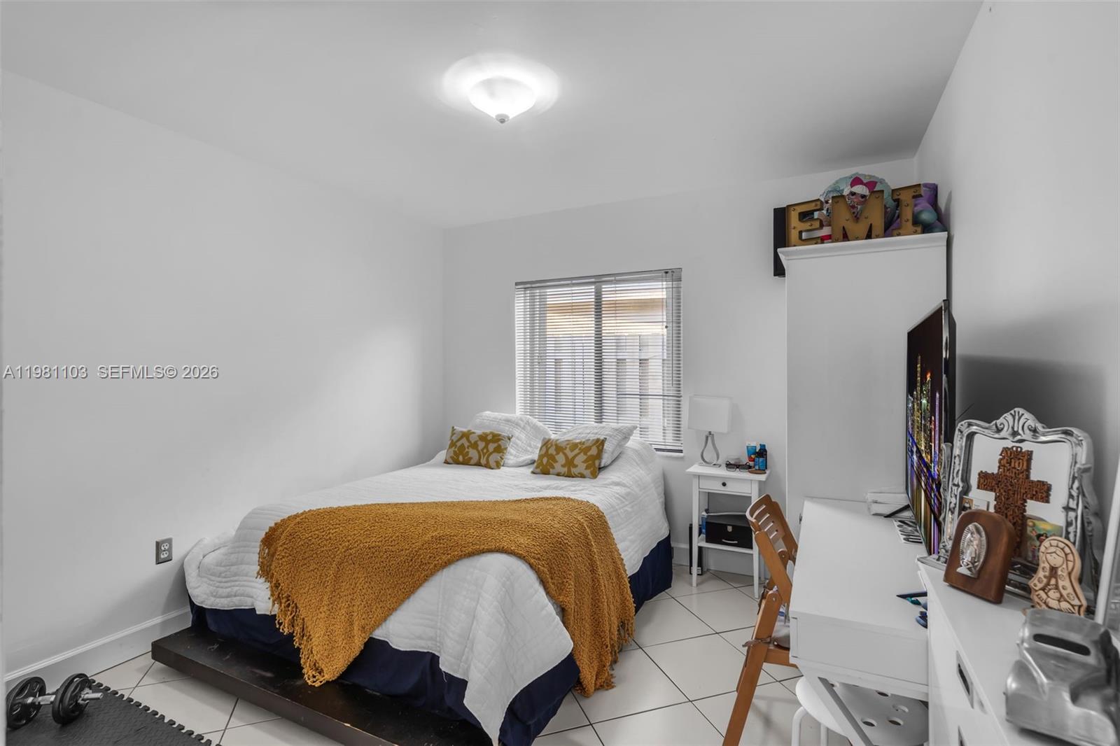 DORAL ISLES CAYMAN - Residential