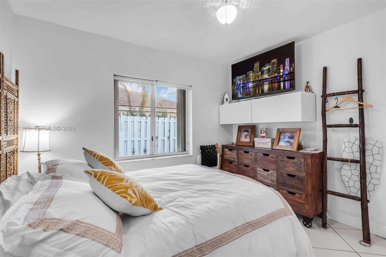 DORAL ISLES CAYMAN - Residential