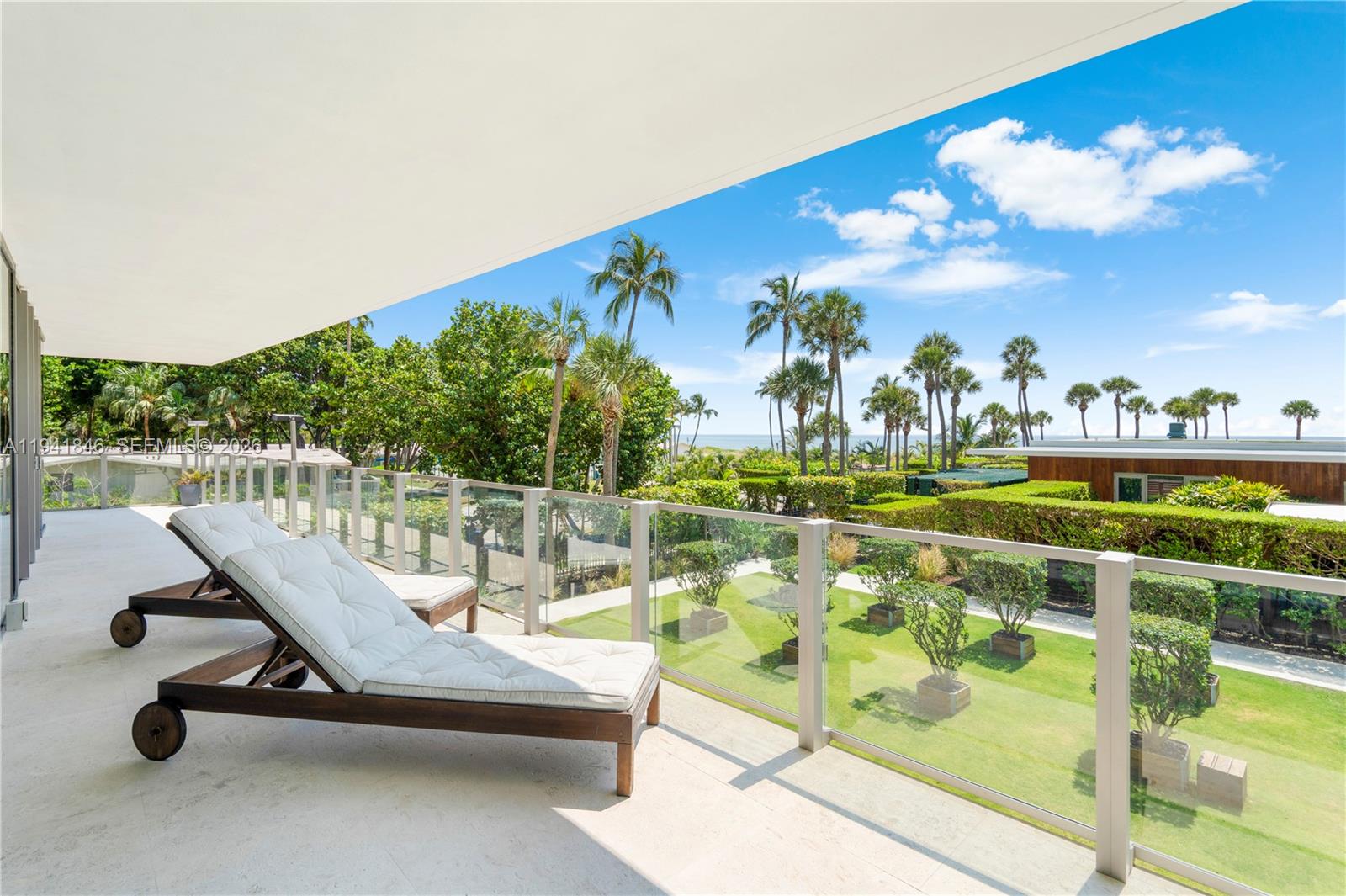 OCEANA KEY BISCAYNE CONDO - Residential