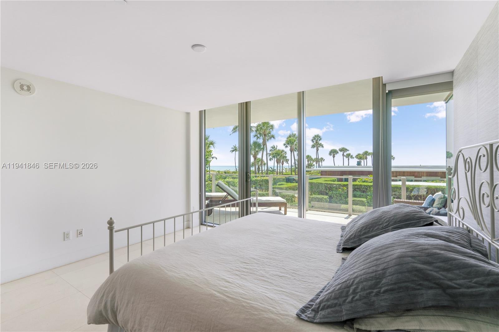OCEANA KEY BISCAYNE CONDO - Residential