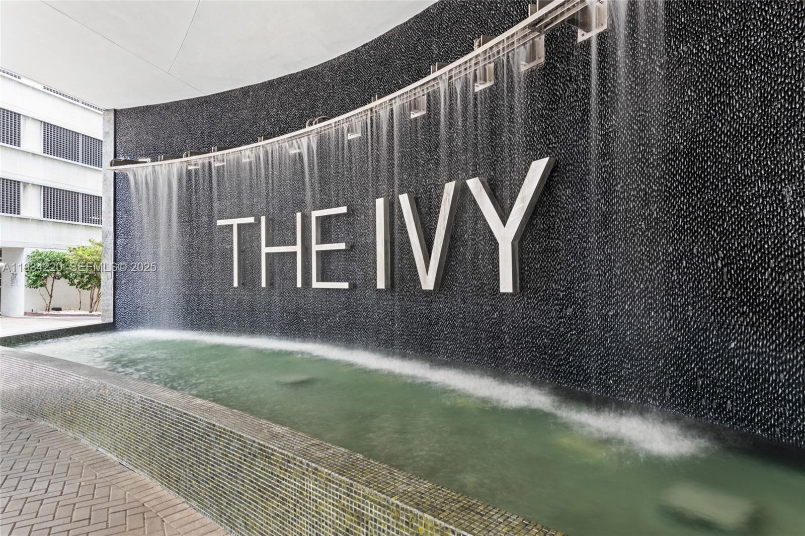 IVY CONDO - Residential