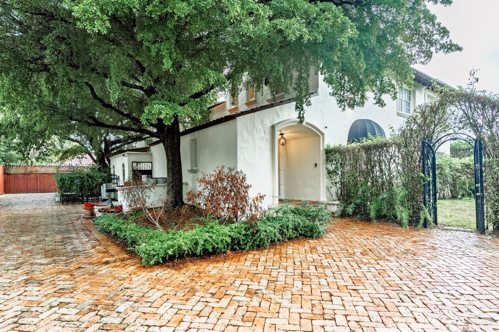 SILVER BLUFF ESTS-SEC A - Residential
