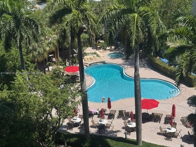 MYSTIC POINTE TOWER 600 C - Residential