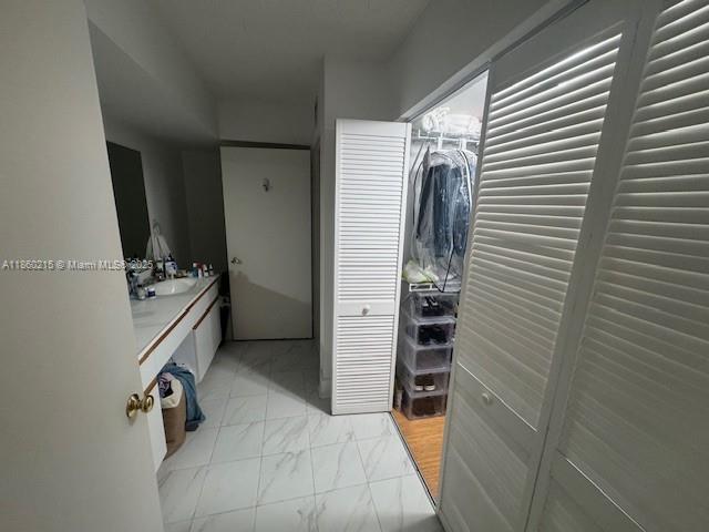 MYSTIC POINTE TOWER 600 C - Residential