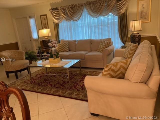 MAINLANDS OF TAMARAC LAKE - Residential