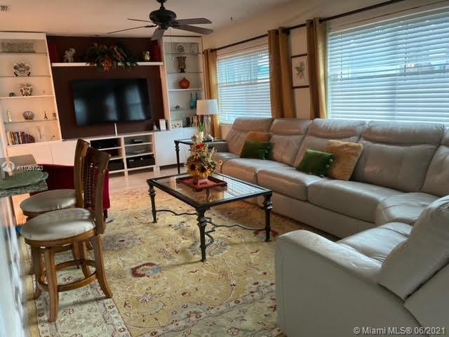 MAINLANDS OF TAMARAC LAKE - Residential