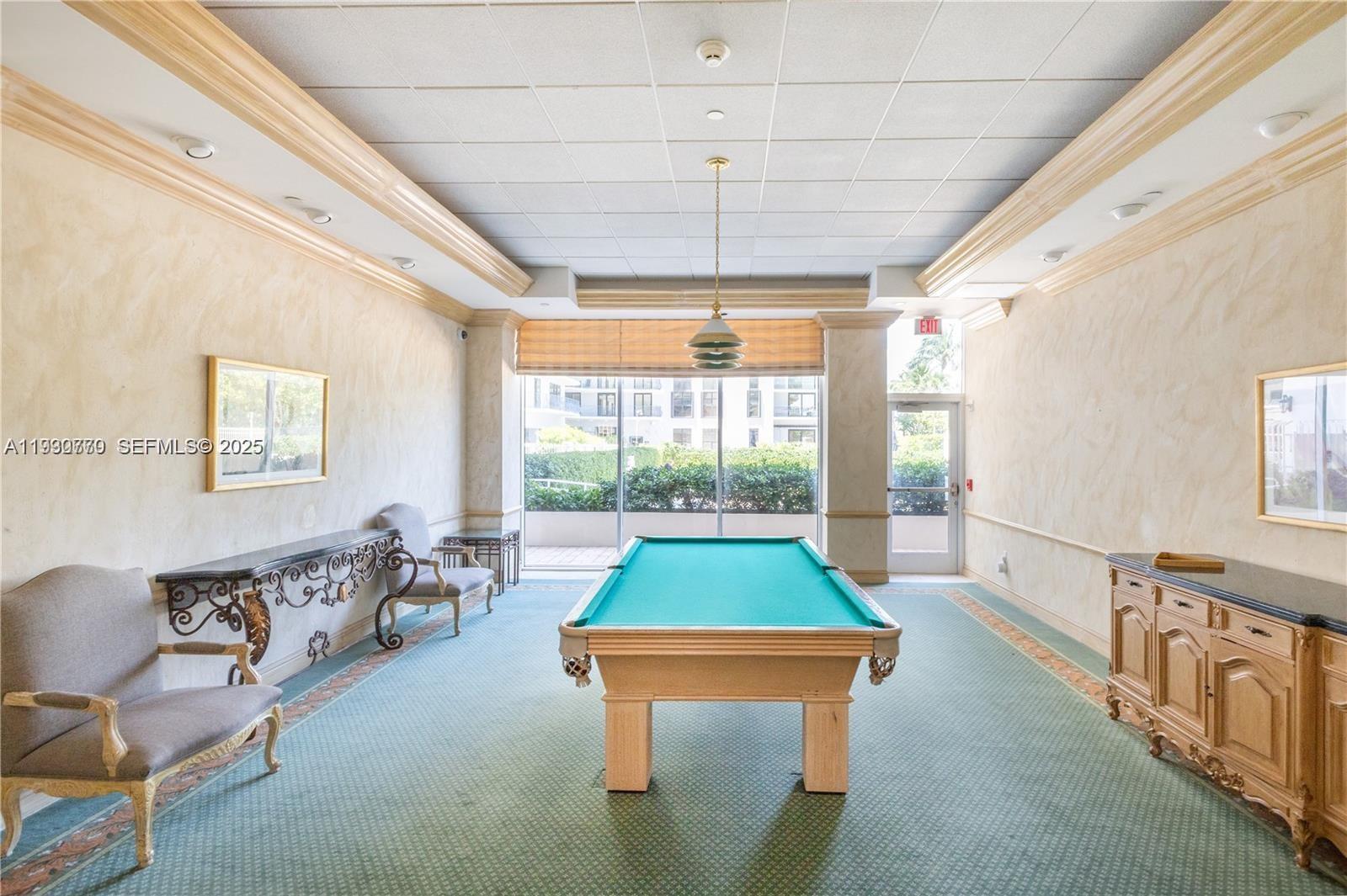 OCEAN 88 CONDOMINIUM - Residential