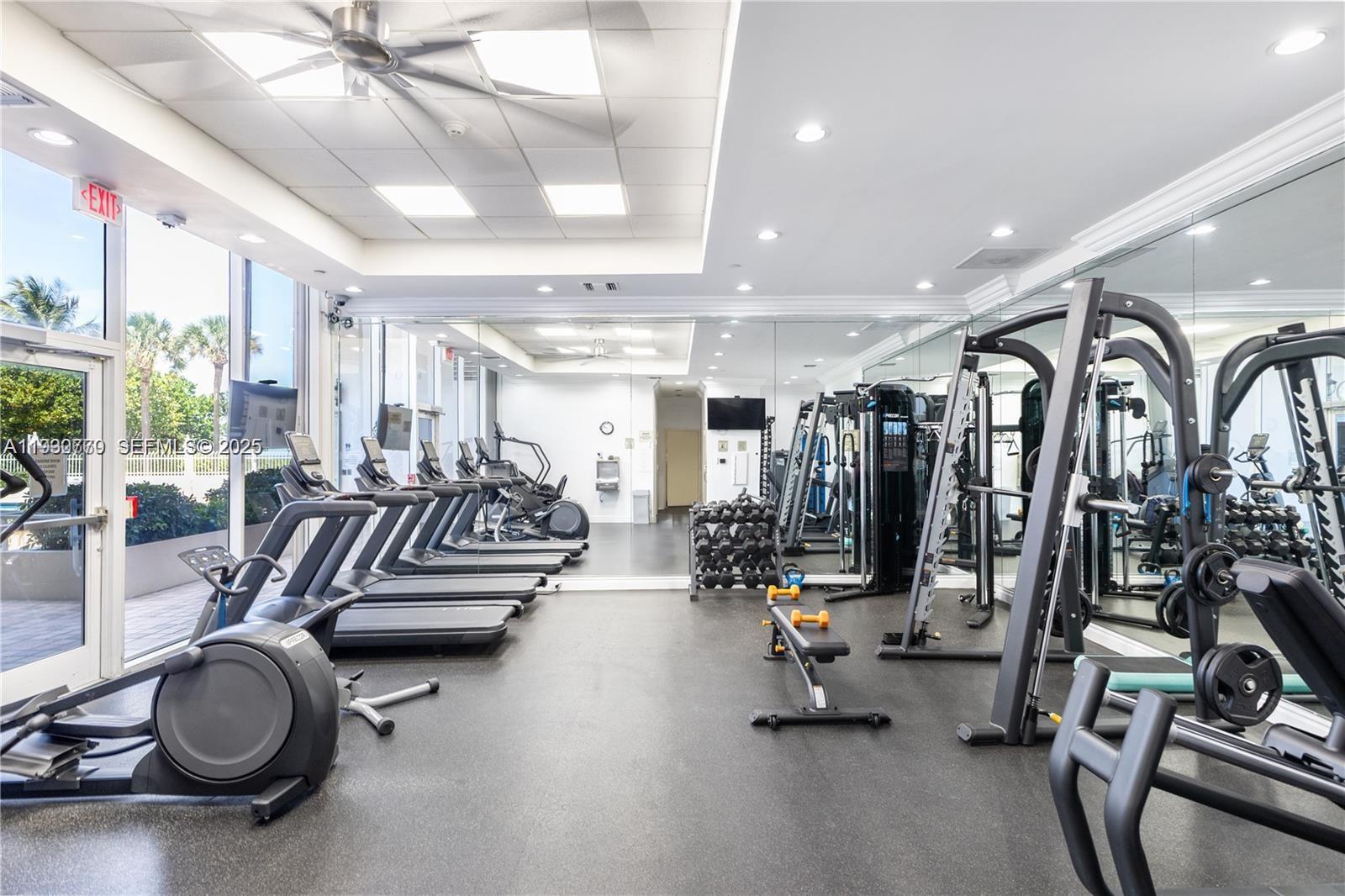 OCEAN 88 CONDOMINIUM - Residential