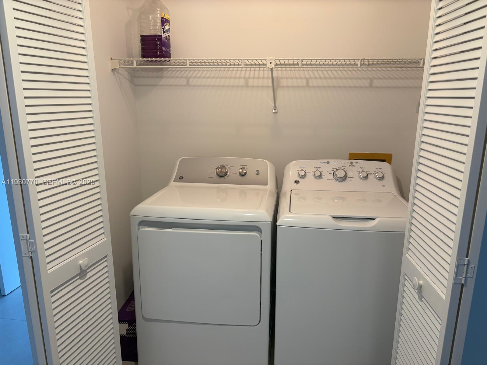 OCEAN 88 CONDOMINIUM - Residential