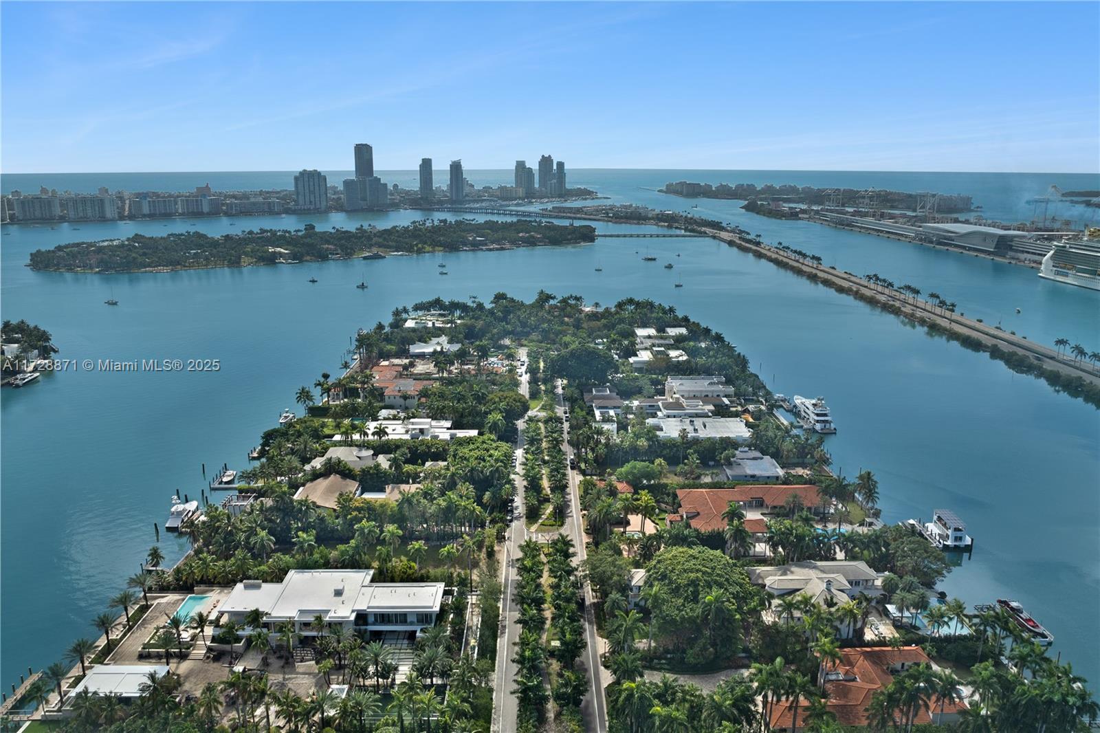 PALM ISLAND - Land