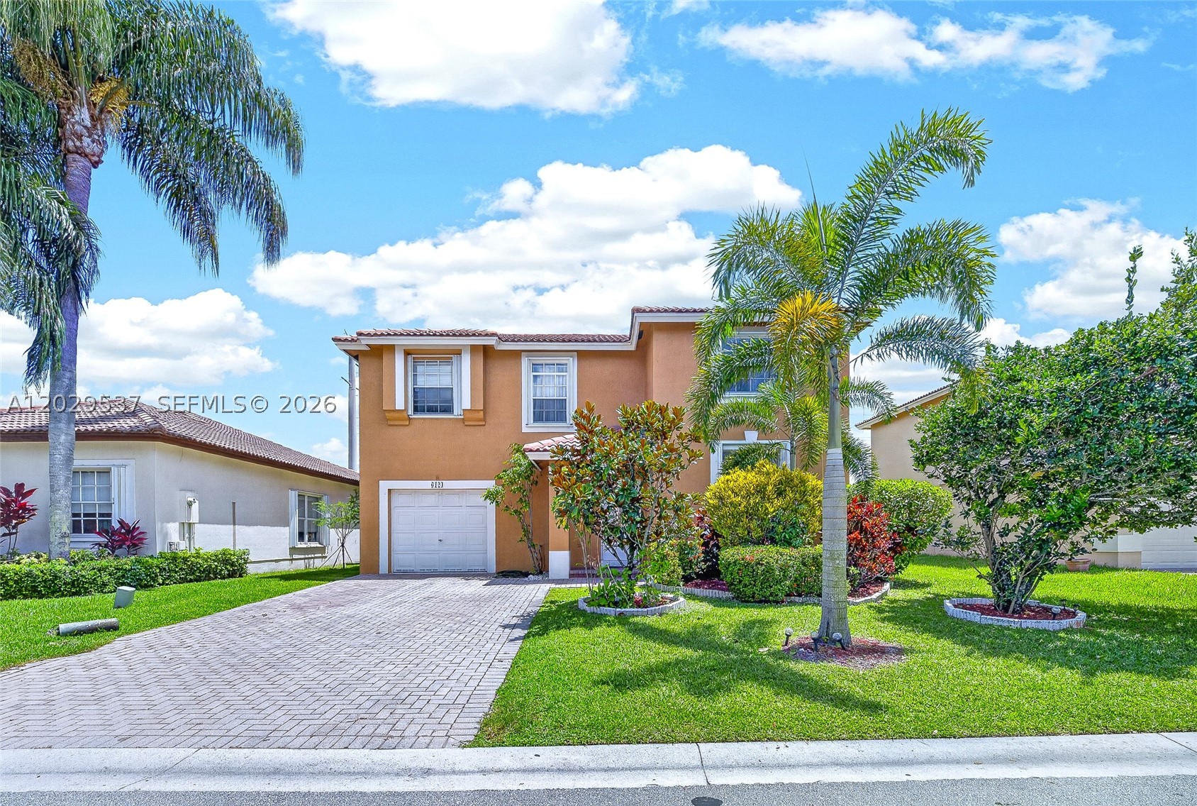 6124 NW 40th St