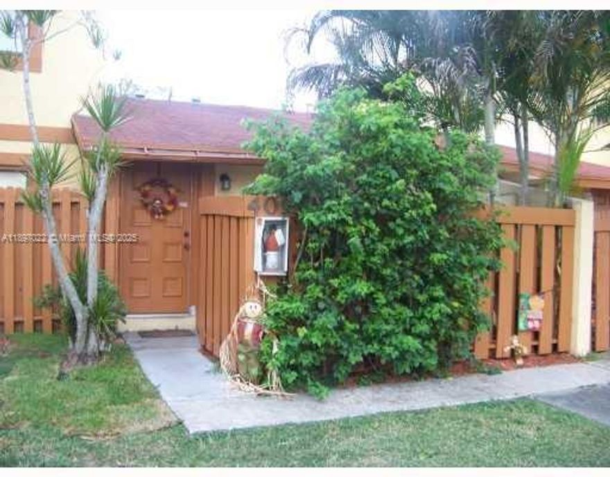 Spacious and bright Townhouse 1 Bedroom and 1 Bathroom, tile floor throughout, back yard, patio   awesome amenities , tennis court, children playground, pool and club house for your parties. Unit has washer and dryer inside. This community with HOA and low Association includes water, sewer and trash. Close proximity to shops, highways, restaurants and Sawgrass Mills. All ages, pets are very welcome. Come and make this your dream home.