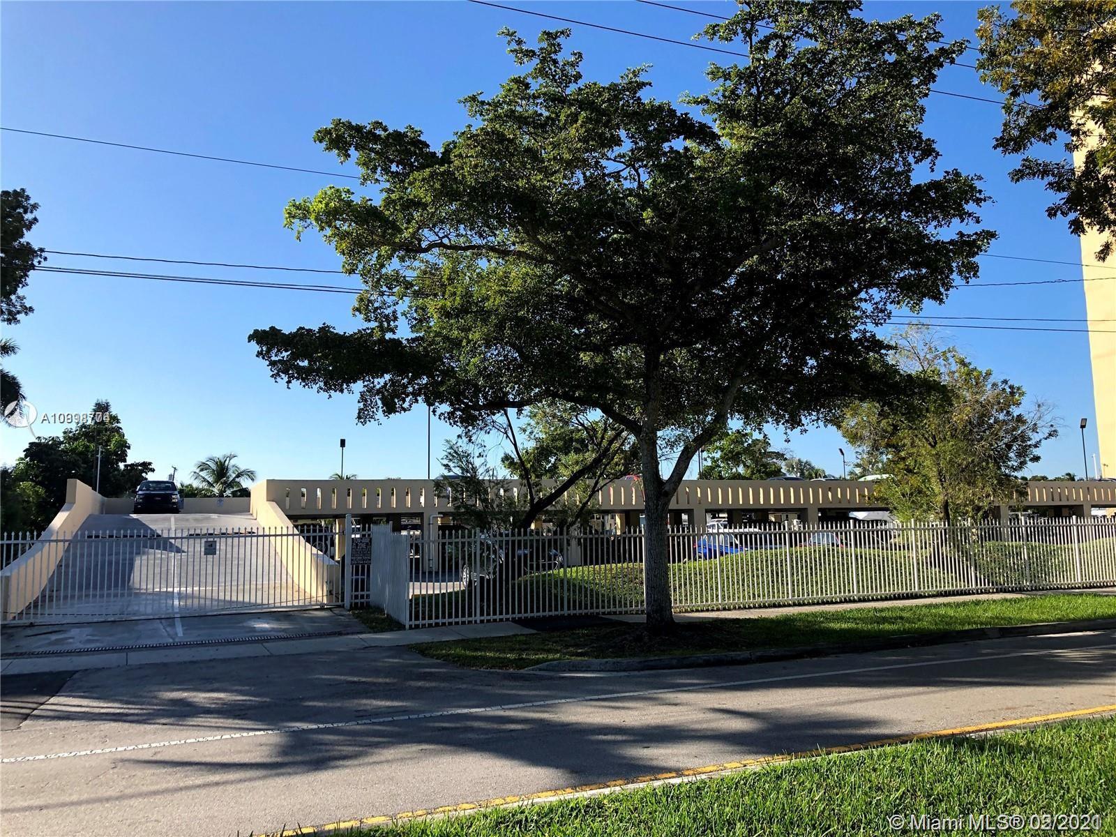 VECINO DEL MAR CONDO - Residential