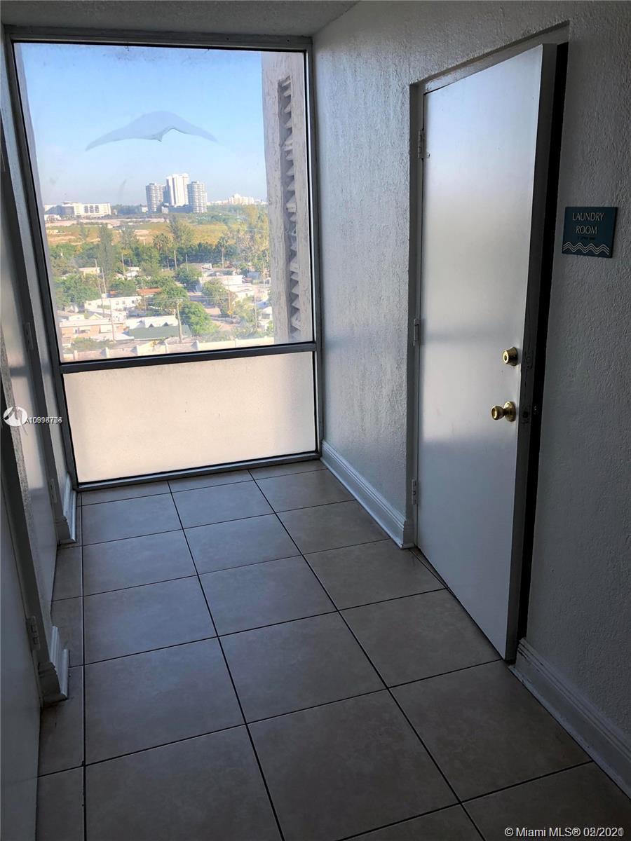 VECINO DEL MAR CONDO - Residential